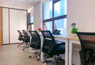 山东医院送餐机器人